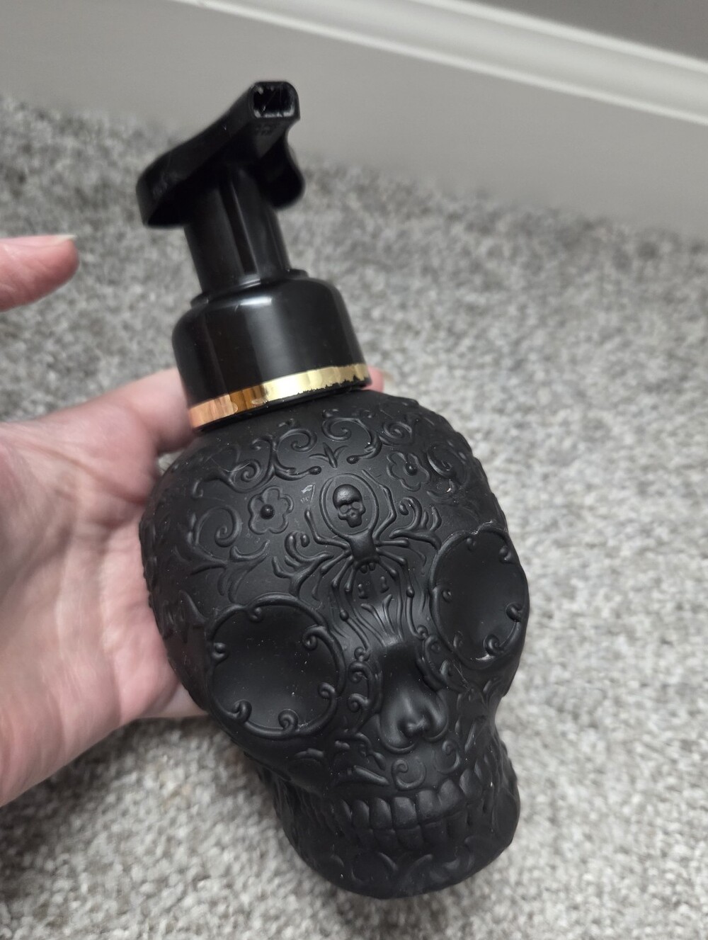 Black Skull Foaming Soap Dispenser